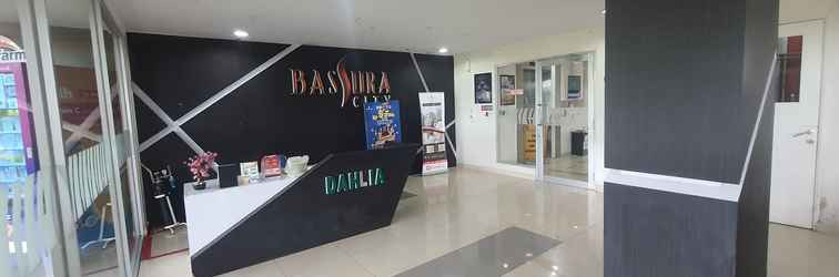 Lobby Bassura City Apartment by Sang Living