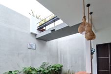 Kolam Renang Kamaniya Villa Batu