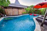 Swimming Pool The Lavana OASIS 2 Villa Seminyak - 3 Bedroom Villa