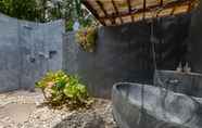 In-room Bathroom 4 Annaya House