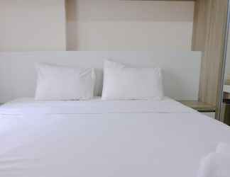 Kamar Tidur 2 Modern Style 2BR at Mekarwangi Square Cibaduyut Apartment By Travelio