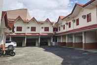 Bangunan Ridge Park Hotel