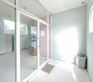 Others 5 RedDoorz Syariah near Q-Mall Banjarbaru