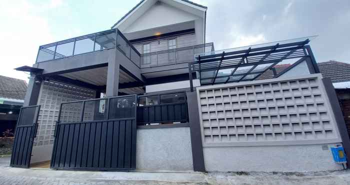 Exterior MP Homestay Villa Permata Kencana 24A