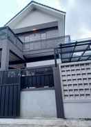 EXTERIOR_BUILDING MP Homestay Villa Permata Kencana 24A