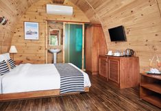 Others 6 Pod Village by Independence Hotels