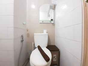 In-room Bathroom 4 Relaxing Studio at Apartment Taman Melati Sinduadi By Travelio