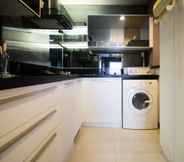 Common Space 5 Comfy and Spacious 2BR Apartment at Aryaduta Residence Surabaya By Travelio