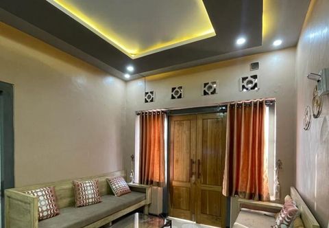 ロビー Roro Homestay