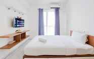 ห้องนอน 3 Warm Studio at 38th Floor Apartment Sky House Alam Sutera By Travelio