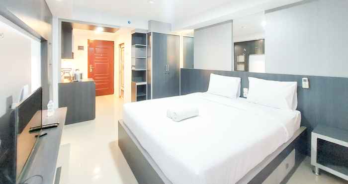 Others Warm and Homey Studio Apartment at Mansyur Residence By Travelio