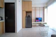 Lobi Comfy and Spacey 2BR at Suncity Residence Apartment By Travelio