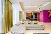 Lobby Homey Penthouse 3BR Apartment with Extra Room Kemang Village By Travelio