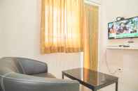 Lobi Cozy 2BR Apartment Green Pramuka City near Shopping Mall By Travelio