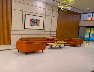 Lobby 2 Apartemen Transpark Juanda Bekasi by Nusalink