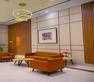 Lobby 4 Apartemen Transpark Juanda Bekasi by Nusalink