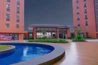 Swimming Pool Apartemen Transpark Juanda Bekasi by Nusalink