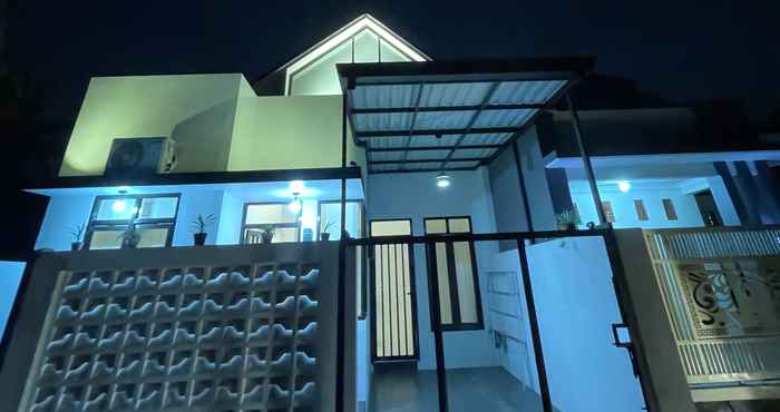 Bangunan SeVilla Guest House Pasuruan