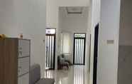 Khu vực công cộng 4 SeVilla Guest House Pasuruan