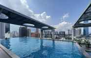 Hồ bơi 5 D Majestic Kuala Lumpur by Luxe Home