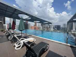 Swimming Pool 4 D Majestic Kuala Lumpur by Luxe Home