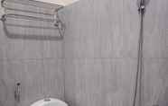 Toilet Kamar 5 Genio Syariah Hotel, Solo