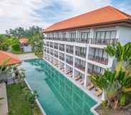 Bangunan 2 D Varee Mai Khao Beach Resort, Thailand