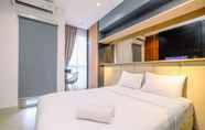 Others 2 Comfy and Minimalist Studio Ciputra World 2 Apartment By Travelio