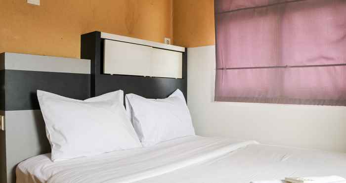 Others Best Deal 2BR Suites @Metro Apartment By Travelio