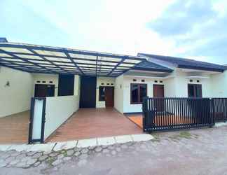 Bangunan 2 Homestay Jogja Jakal 2 By Simply Homy