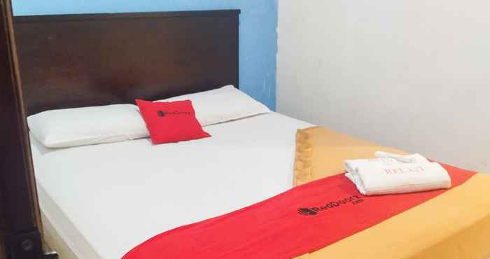 Lobi RedDoorz near Living Plaza Palembang