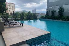Kolam Renang Zest Suites @ Neu Suites