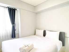 Kamar Tidur 4 Cozy and Best Deal 3BR Meikarta Apartment By Travelio