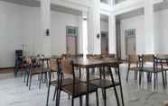 Bar, Cafe and Lounge 3 Karya Guest House Syariah