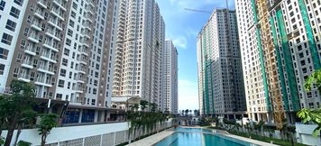 Lobi 5 Comfy and Relax Studio at Tokyo Riverside PIK 2 Apartment By Travelio