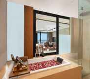 In-room Bathroom 7 Grand Seminyak - Lifestyle Boutique Bali Resort