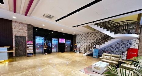 ロビー 2 Nagoya Thamrin City Apartment Tower A