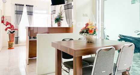 Lobby 2 Oma Uti Syariah Mitra RedDoorz near Stasiun Lempuyangan