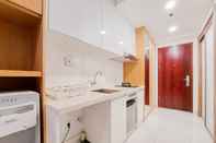 Lobi Compact and Modern Look Studio at Sky House Alam Sutera Apartment By Travelio