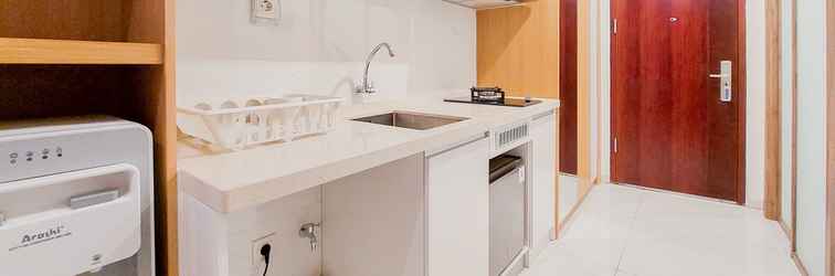 Sảnh chờ Compact and Modern Look Studio at Sky House Alam Sutera Apartment By Travelio