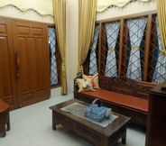 Ruang untuk Umum 4 Joglo Ayu Syariah Guest House