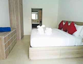 Kamar Tidur 2 Maret Three Bedrooms Pool Villa