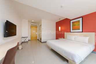 Bedroom 4 NamRoom Hotel Glodok RedPartner