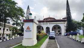 Bên ngoài 2 TripleTree Hotel & Resort Bukittinggi