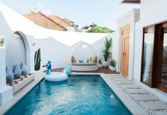 Swimming Pool 6 Melviano Suite & Villa