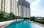 อื่นๆ 7 Comfortable and Best Deal 2BR Oasis Cikarang Apartment By Travelio