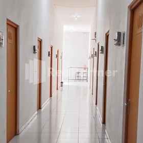 Others 1 Siliwangi Guest House Syariah Tasikmalaya Mitra RedDoorz, Curug Ciparay Tasikmalaya ホテル