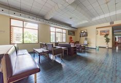 その他 5 RedDoorz Syariah @ Hotel Budi Family