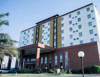 Exterior 2 Liberta Hotel Grand Sayang Makassar