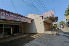 Lobby Hotel plastik 88 awn